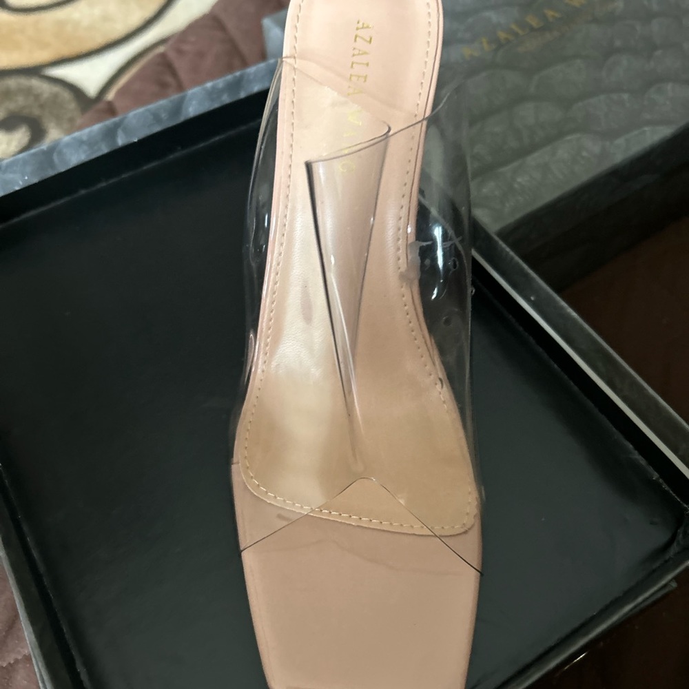 Womens Stilettos - Picture 2 of 4
